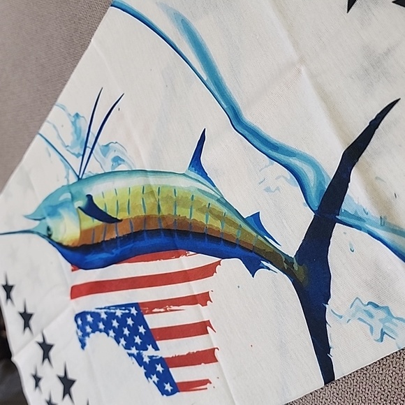 NWT SA Co. Buff with American Flag Fin on a Fish - Picture 2 of 4